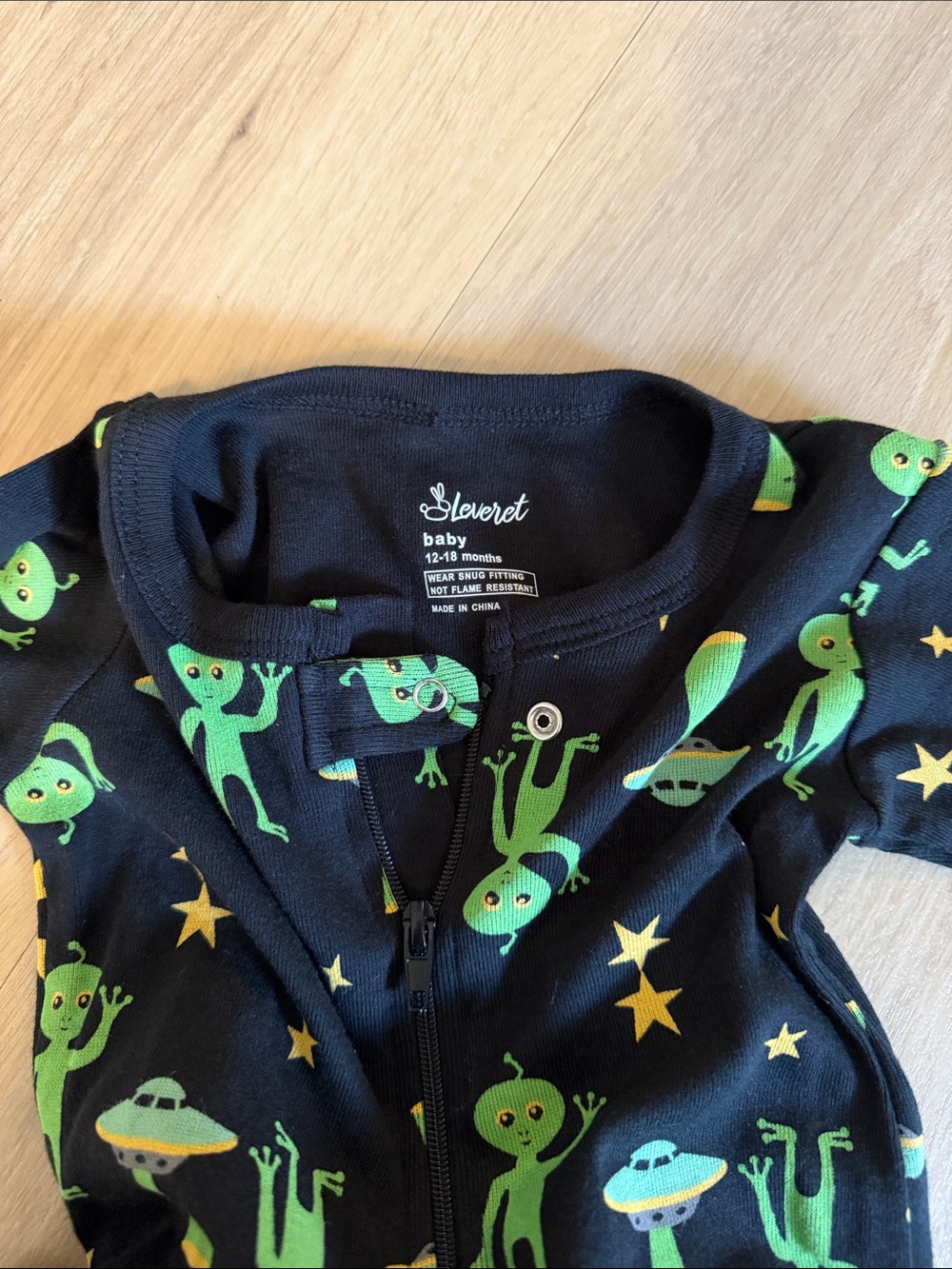 Kids Black Alien Halloween Print Footed One-Piece Pajama - Green Alien Design - Picture 2 of 3